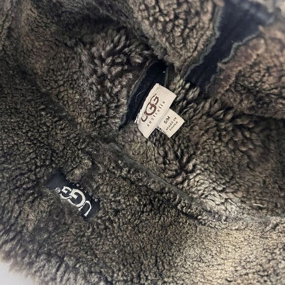 Ugg Aviator Hat Genuine Shearling Sheepskin  Chocolate Brown Size S/M - Picture 3 of 3